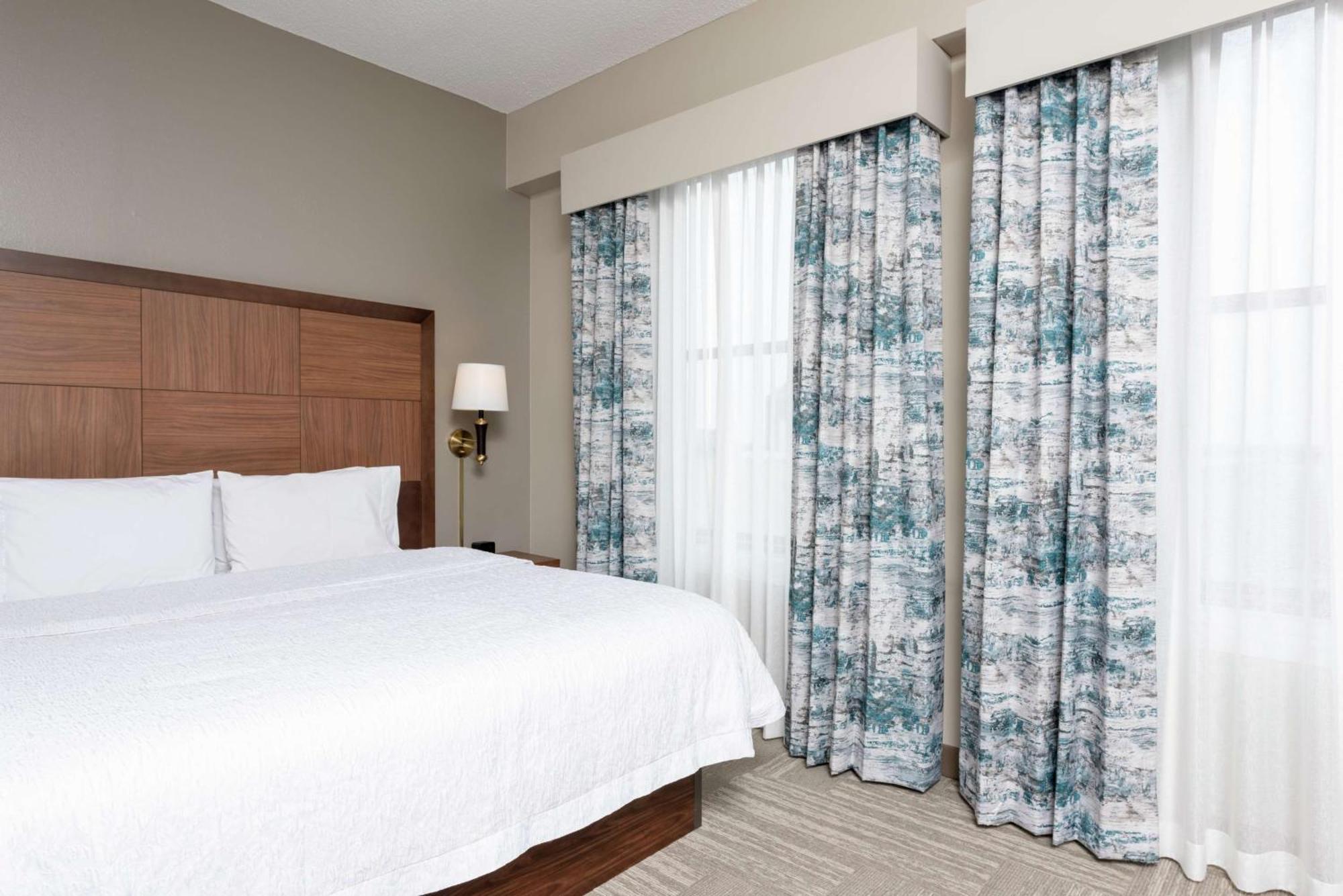 Hampton Inn Indianapolis Downtown Across From Circle Centre Kültér fotó
